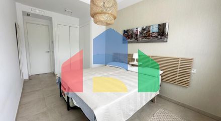 Апартаменты среднего этажа на продажу в Эстепоне