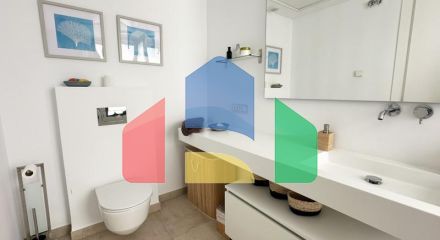 Апартаменты среднего этажа на продажу в Эстепоне