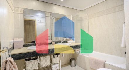 Пентхаус на продажу в Эстепоне.