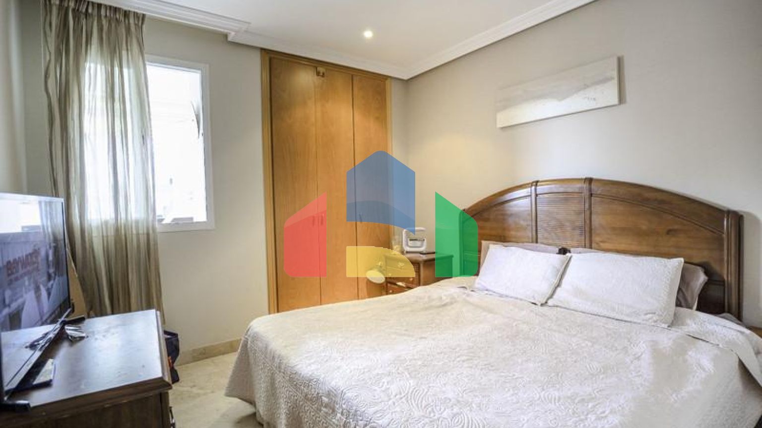 Пентхаус на продажу в Эстепоне.