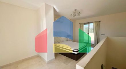 Двухуровневый пентхаус на продажу в Эстепоне.