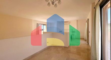 Двухуровневый пентхаус на продажу в Эстепоне.