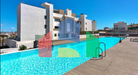 Квартира с 3 спальнями  в новом комплексе в Лас-Месас, Эстепона