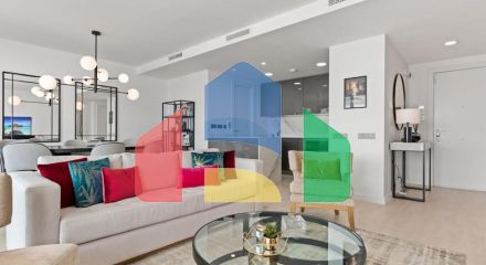 Представляем уникальный пентхаус, расположенный в одном из лучших мест в новом комплексе Сельво, на Новой Золотой Миле в Эстепоне.