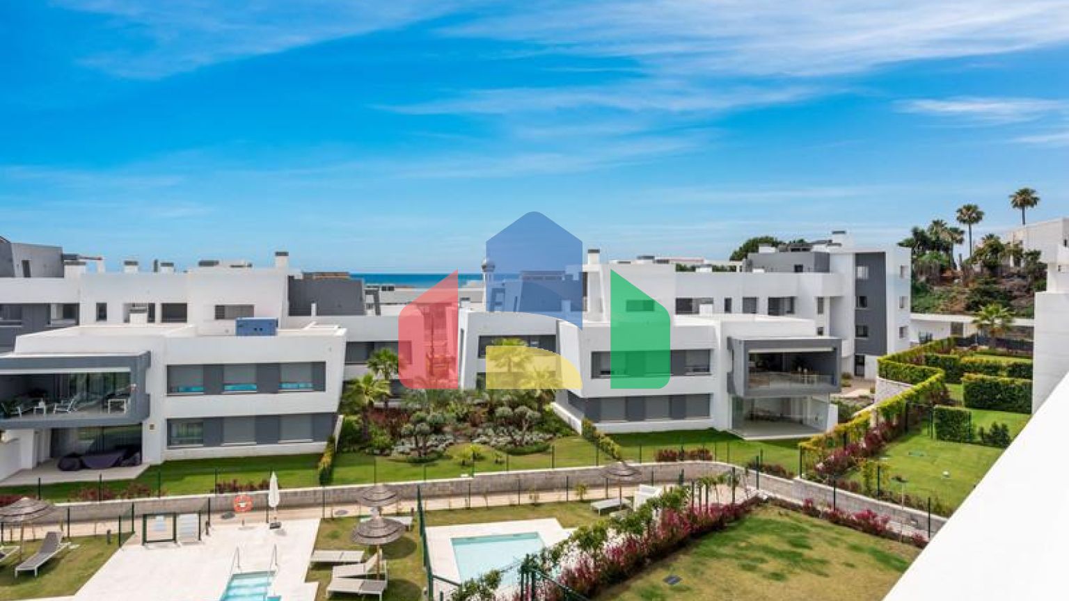 Представляем уникальный пентхаус, расположенный в одном из лучших мест в новом комплексе Сельво, на Новой Золотой Миле в Эстепоне.