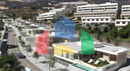 Великолепная вилла с четырьмя спальнями в эксклюзивном жилом проекте на западе Эстепоны