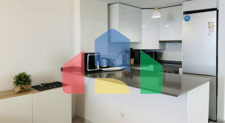 Светлые и просторные апартаменты с 2 спальнями, 2 ванными комнатами и видом на море Светлые и просторные апартаменты с 2 спальнями, 2 ванными комнатами и видом на море