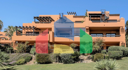 Просторные апартаменты с 2 спальнями на первом этаже и собственным садом в Эстепоне Просторные апартаменты с 2 спальнями на первом этаже и собственным садом в Эстепоне