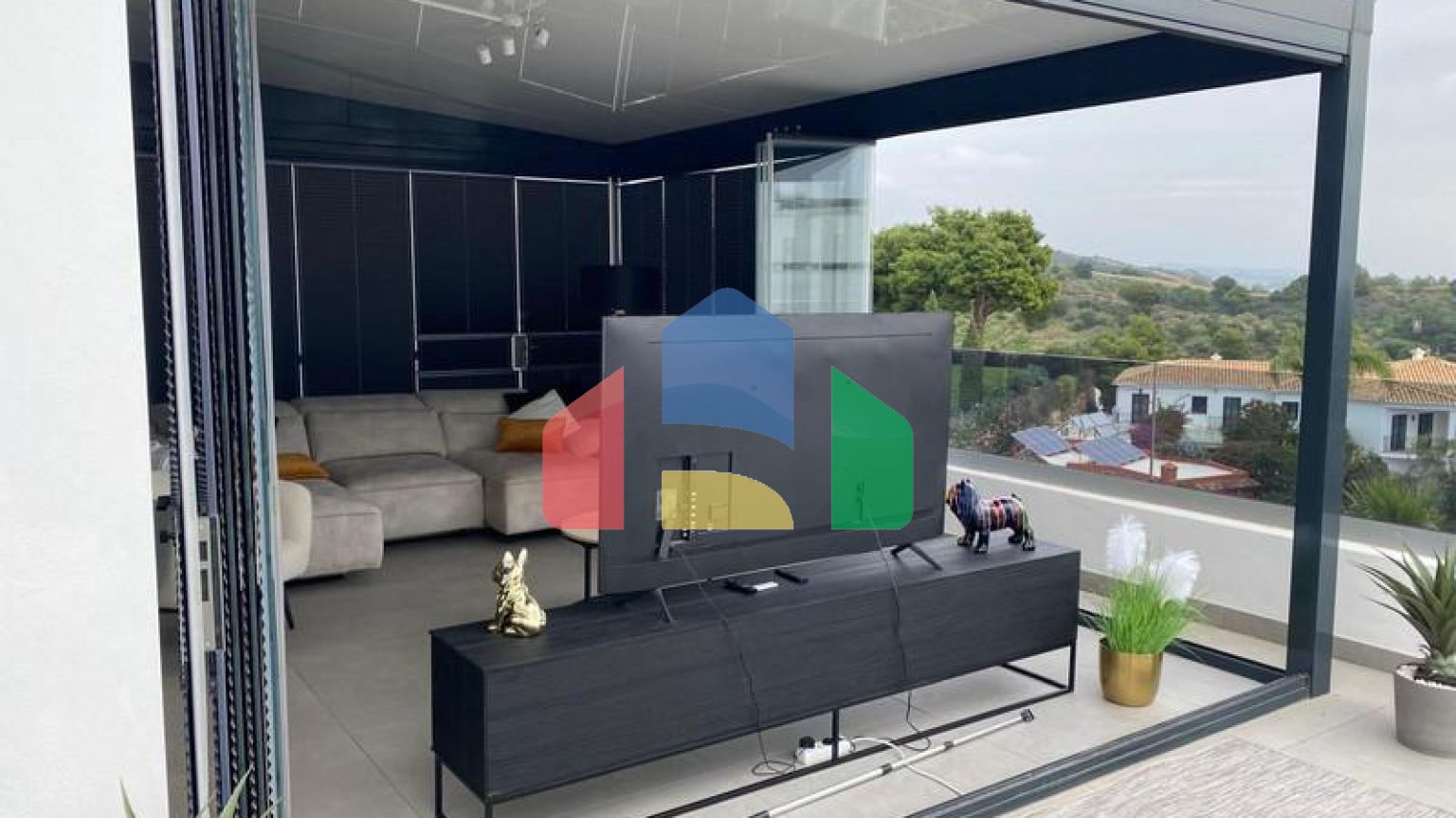 Пентхаус-дуплекс на продажу в Эстепоне