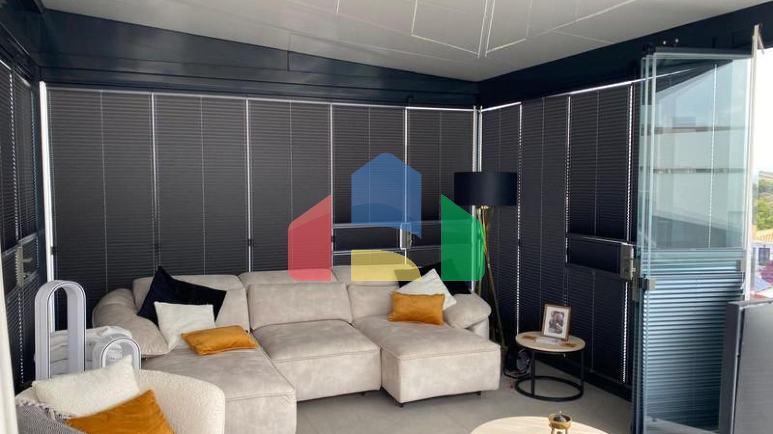 Пентхаус-дуплекс на продажу в Эстепоне