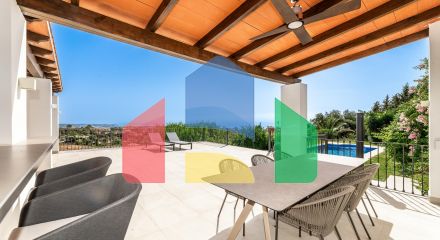 Modern Andalusian Luxury Retreat