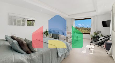 Modern Andalusian Luxury Retreat