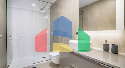 Эксклюзивная квартира в прибрежной урбанизации с 3 спальнями, готовая к заселению в Эстепоне. Эксклюзивная квартира в прибрежной урбанизации с 3 спальнями, готовая к заселению в Эстепоне.