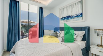 Роскошная вилла на первой линии поля для гольфа с непревзойденными удобствами и потрясающими видами в Эль Кампанарио