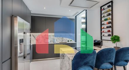 Роскошная вилла на первой линии поля для гольфа с непревзойденными удобствами и потрясающими видами в Эль Кампанарио