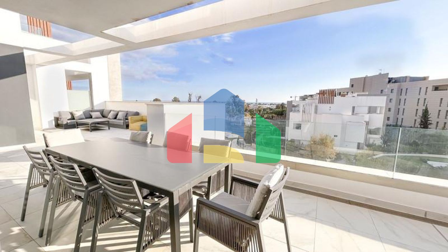 Пентхаус на продажу в Эстепоне