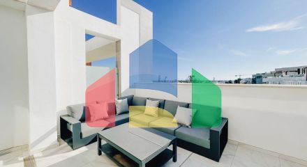 Пентхаус на продажу в Эстепоне Пентхаус на продажу в Эстепоне