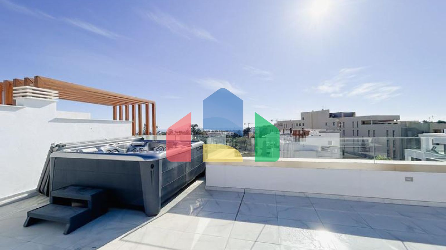 Пентхаус на продажу в Эстепоне