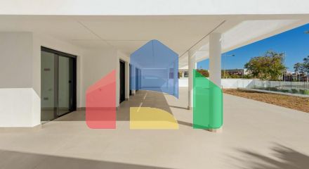 Эта квартира расположена в престижном кондоминиуме Mirador de Estepona.
