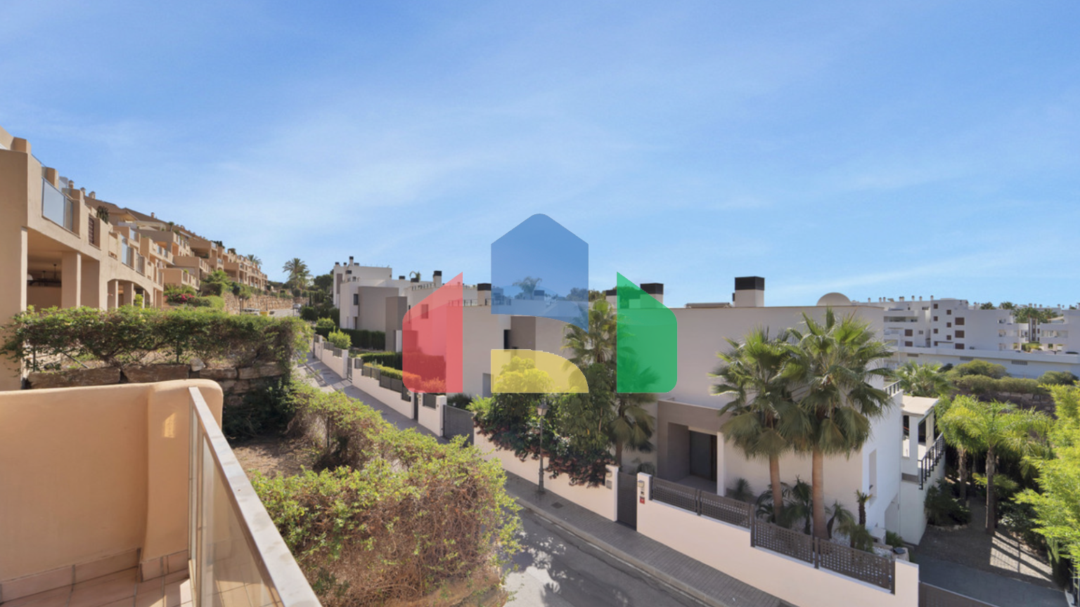 Просторная квартира с 3 спальнями и 2 ванными комнатами