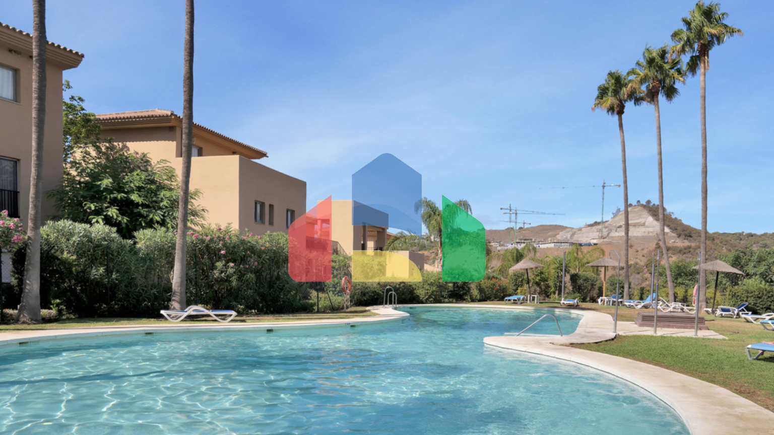 Просторная квартира с 3 спальнями и 2 ванными комнатами