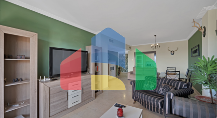 Просторная квартира с 3 спальнями и 2 ванными комнатами Просторная квартира с 3 спальнями и 2 ванными комнатами