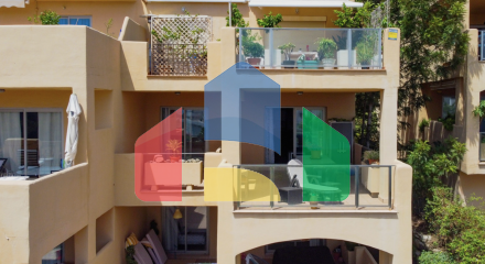 Просторная квартира с 3 спальнями и 2 ванными комнатами Просторная квартира с 3 спальнями и 2 ванными комнатами