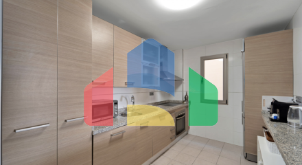 Просторная квартира с 3 спальнями и 2 ванными комнатами Просторная квартира с 3 спальнями и 2 ванными комнатами