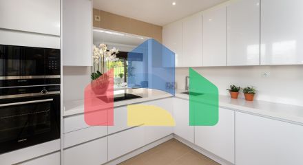 3-спальные виллы в самом сердца гольф-клуба в Эстепоне