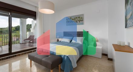 3-спальные виллы в самом сердца гольф-клуба в Эстепоне