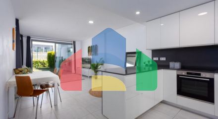 Современная Квартира на Первом Этаже с Частным Садом в Сельво, Эстепона Современная Квартира на Первом Этаже с Частным Садом в Сельво, Эстепона