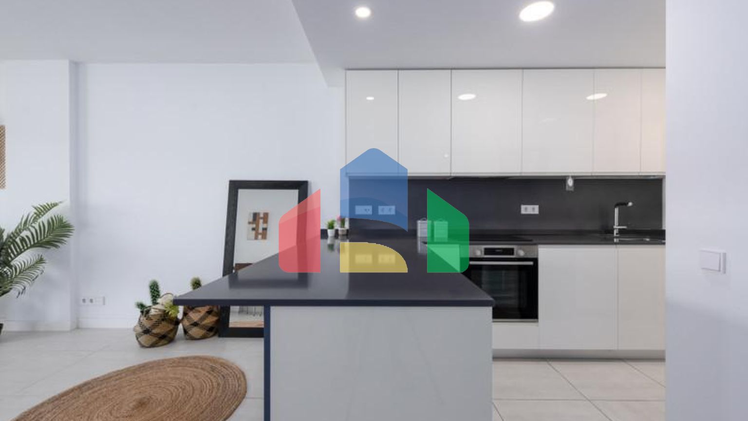 Современная Квартира на Первом Этаже с Частным Садом в Сельво, Эстепона