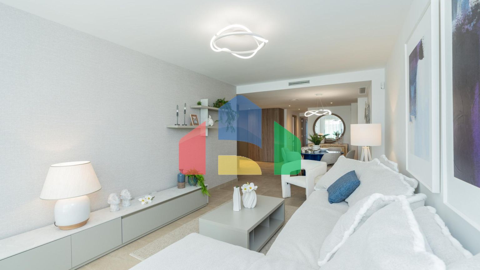 Квартира с двумя спальнями в Эстепоне для любителей гольфа.