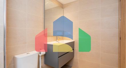 Квартира с двумя спальнями в Эстепоне для любителей гольфа. Квартира с двумя спальнями в Эстепоне для любителей гольфа.