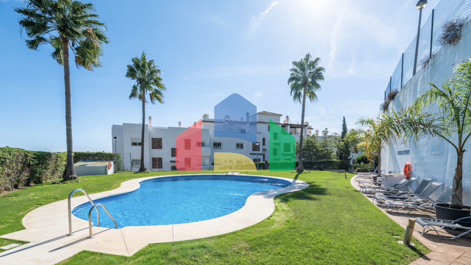 Просторная квартира с тремя спальнями