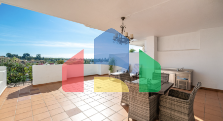 Просторная квартира с тремя спальнями