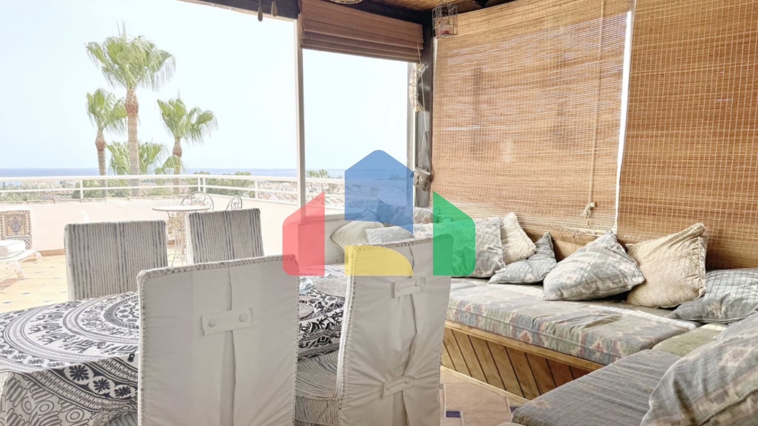 Фантастическая квартира с 3 спальнями и панорамным видом на море