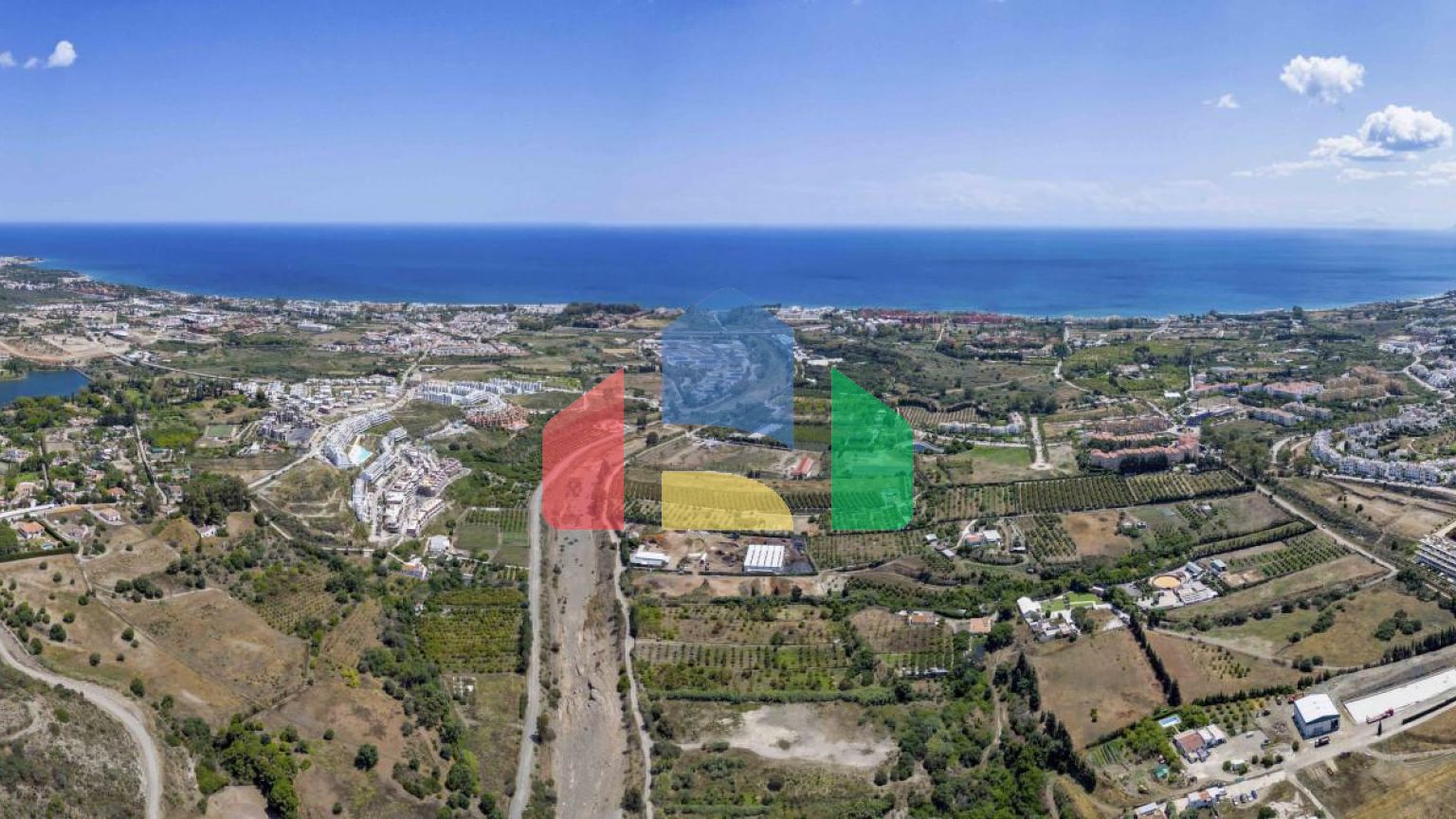 Потрясающие просторные квартиры с 2 спальнями в Эстепоне