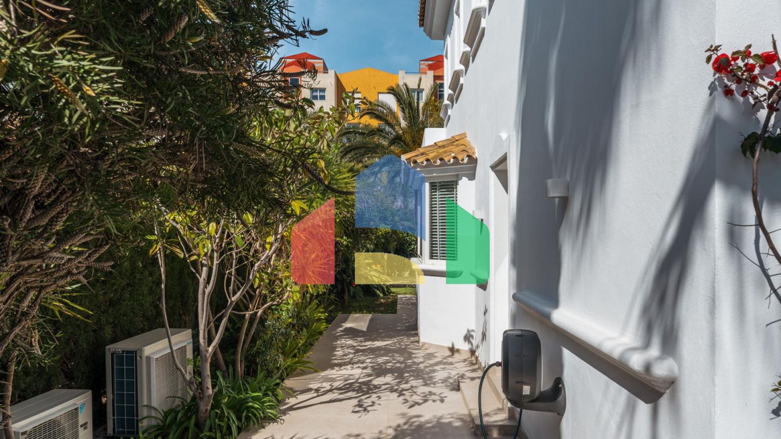 Вилла на продажу в Монте Биарритц, восточная Эстепона