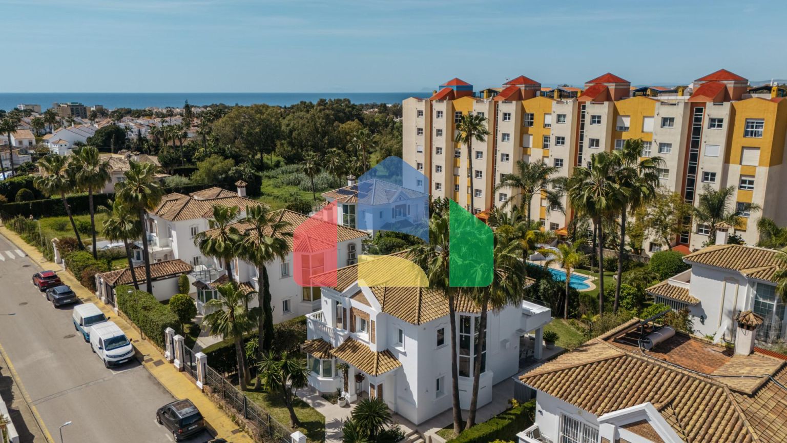 Вилла на продажу в Монте Биарритц, восточная Эстепона