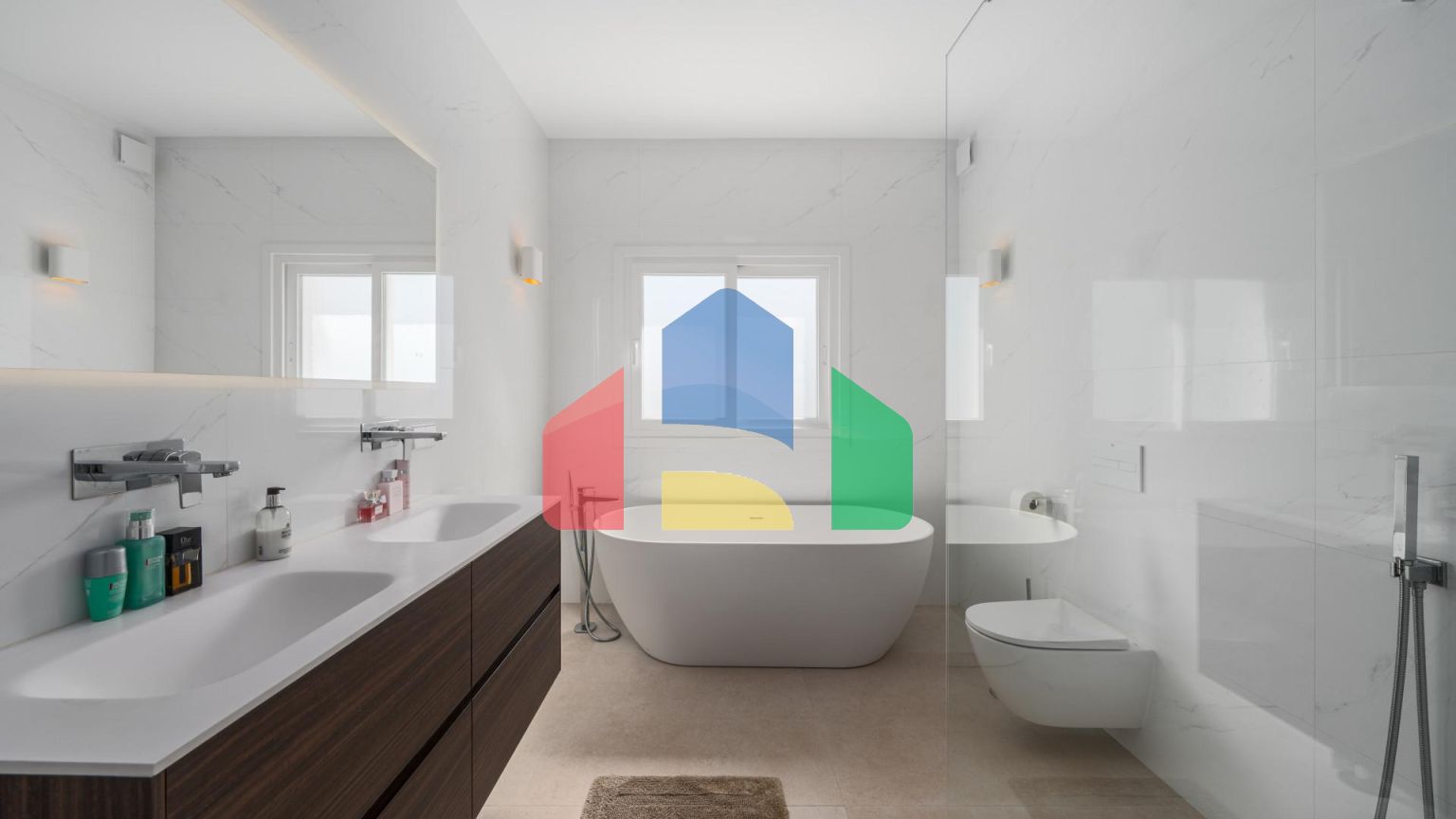 Вилла на продажу в Монте Биарритц, восточная Эстепона