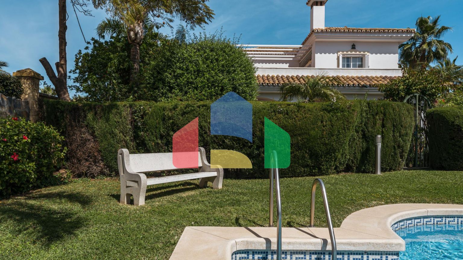 Вилла на продажу в Монте Биарритц, восточная Эстепона