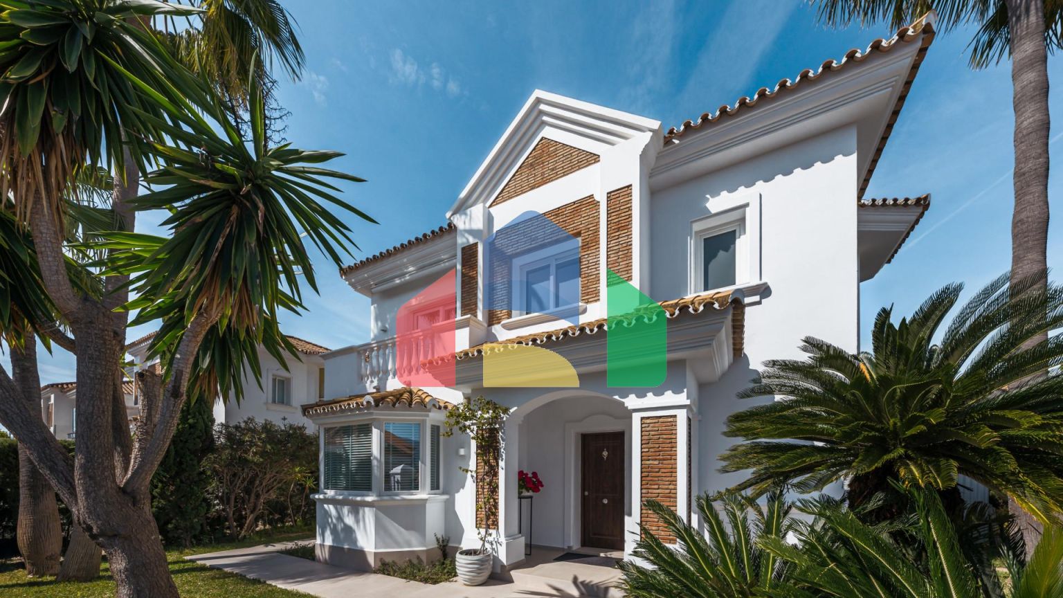 Вилла на продажу в Монте Биарритц, восточная Эстепона