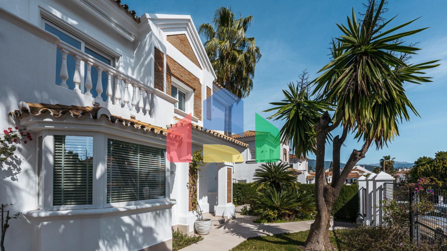 Вилла на продажу в Монте Биарритц, восточная Эстепона