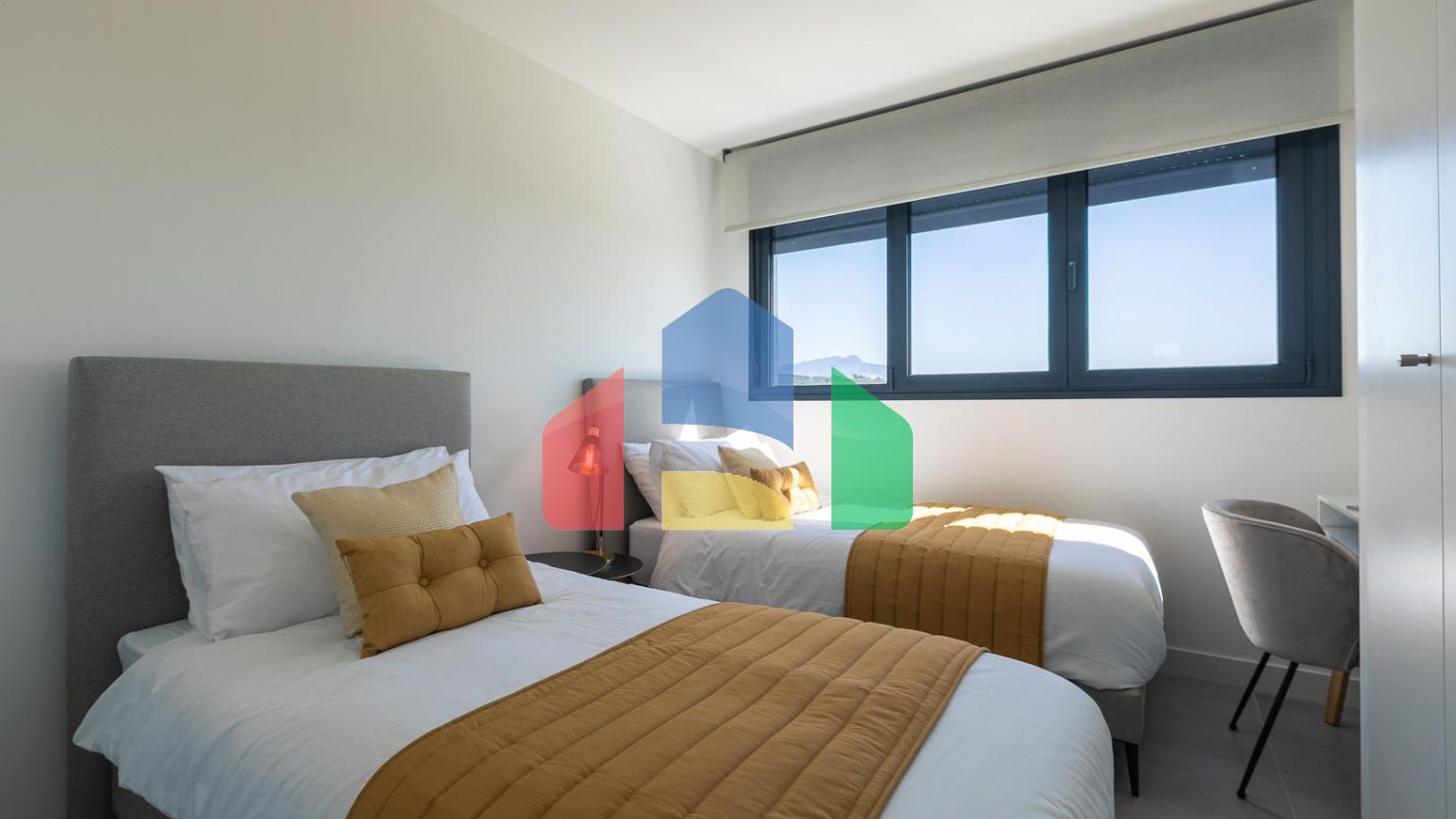 Элегантный пентхаус в Эстепоне