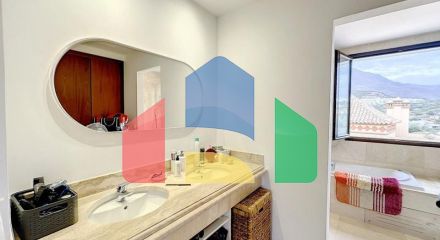 Дуплекс пентхаус на продажу в Эстепоне