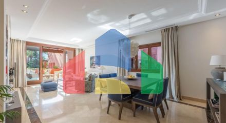 Впечатляющий пентхаус с видом на море в районе Новая Золотая Миля, в комплексе Торре Бермеха.