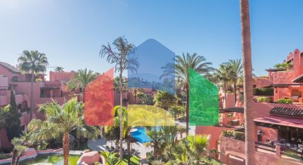 Торре Бермеха, Восточная Эстепона. Великолепный пентхаус с видом на море в роскошной урбанизации на первой линии!