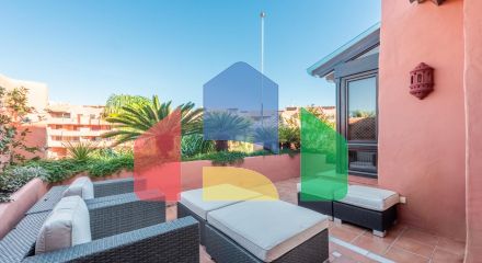 Торре Бермеха, Восточная Эстепона. Великолепный пентхаус с видом на море в роскошной урбанизации на первой линии!