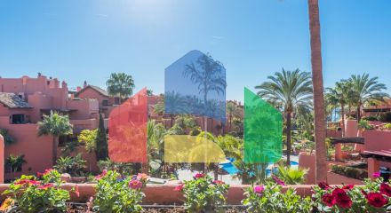 Торре Бермеха, Восточная Эстепона. Великолепный пентхаус с видом на море в роскошной урбанизации на первой линии!